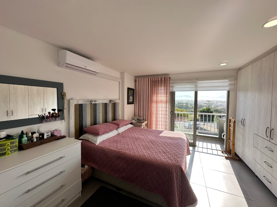 2 Bedroom Property for Sale in Island View Western Cape
